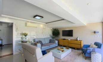 Imagem: Casa a venda no bairro Guarujá com 4 dormitórios