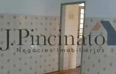 Imagem: CASA Á VENDA COM 02 DORMITÓRIOS NA AVENIDA