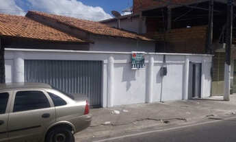 Imagem 3: Casa na av santos dumont ao lado da igreja do perpetuo socorro em bragança