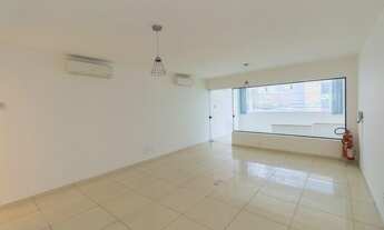 Imagem 2: 6 Casa para aluguel e venda possui 180 metros quadrados com 5 quartos