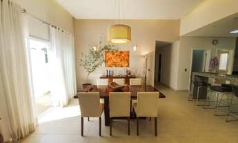 Imagem 3: Casa de condomínio térrea para venda possui 220 metros quadrados com 3 quartos