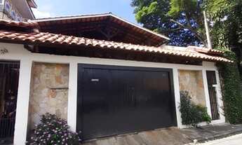 Imagem: Casa térrea de madeira em Vila São Paulo