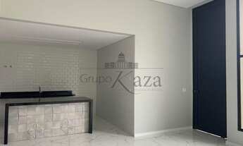 Imagem 6: Casa- Condomínio Terras do Vale - 3 Dormitórios - 150m²