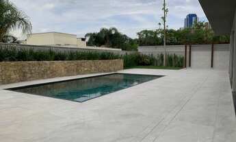 Imagem 6: Excelente casa no residencial 2 Alphaville semi Térrea 5 suítes