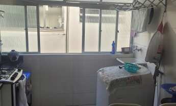 Imagem 7: Apartamento para venda tem 70 metros quadrados com 2 quartos em Embaré - Santos - SP