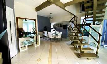 Imagem 3: Casa de condomínio sobrado para venda tem 246 metros quadrados com 3 quartos