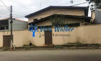 Imagem: Casa assobradada com 4 dorm/2 suítes em