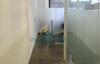 Imagem 7: OPORTUNIDADE - VENDA - ED. CEA 1 - ALPHAVILLE - Sala comercial completa, 50 m2, com divisó