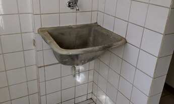 Imagem 6: Apartamento no quarto andar para venda possui 56 metros quadrados com 2 quartos