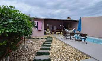 Imagem: Casa averbada com piscina - São Vicente