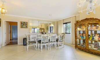 Imagem 2: Apartamento com 3 dormitórios à venda com 255.21m² por R$ 1.330.000,00 no bairro Batel - C