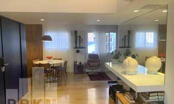 Imagem 5: Itaim Bibi - Apartamento com três suítes e três vagas demarcadas, 217 m² úteis. Reformado!