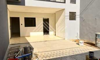 Imagem: Casa térrea no Bairro Santo Inácio - Excelente