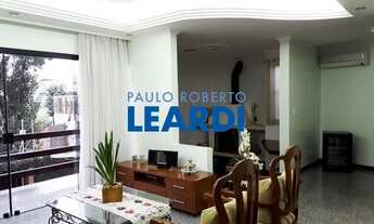 Imagem: CASA ASSOBRADADA - ÁGUA RASA - SP