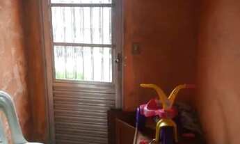 Imagem 3: Casa na rua da UPA do vinhais