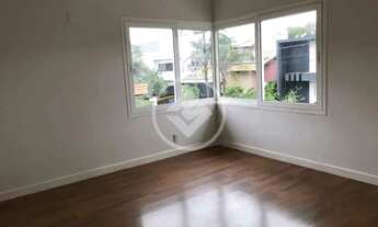 Imagem 5: Casa de378m² com quatro quartos sendo 2 suítes no Condomínio Florais Cuiabá Bairro: Ribeir