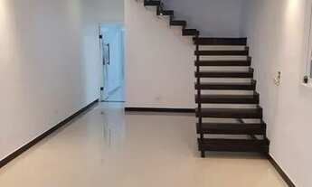 Imagem 2: Lindo Sobrado Reformado - Garagem para 8 carros