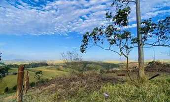 Imagem 3: Lote/Terreno para venda possui 600 metros quadrados em Jardim Jacinto - Jacareí - SP