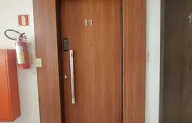 Imagem 3: Alugo no condomínio Vitória Maguary, 2 quartos sendo 1 suíte, armários, split, Ananindeua