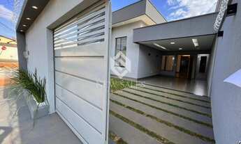 Imagem: Excelente casa com três quartos sendo um