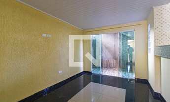 Imagem 2: Casa para Aluguel - Santa Felicidade, 2 Quartos, 80 m2