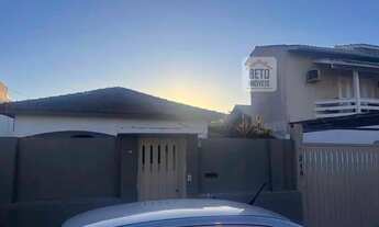 Imagem 4: Casa para aluguel possui 450 metros quadrados com 3 quartos em Lagoa - Macaé - RJ