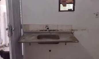 Imagem 2: Casa para aluguel possui 22 metros quadrados com 1 quarto em Chácara Inglesa - São Paulo