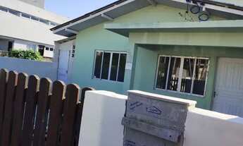 Imagem: Casa com dois quartos no campeche