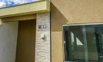 Imagem 2: Casa para venda em Abrantes possui 100 metros quadrados com 3 quartos