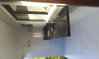 Imagem 2: Casa de condomínio para venda possui 200 metros quadrados com 4 quartos