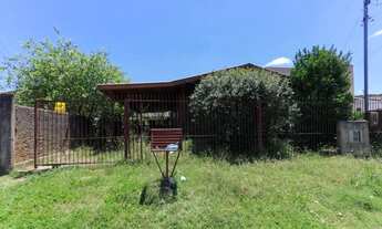 Imagem: Casa com 2 Quartos para Alugar no bairro