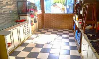 Imagem 5: Casa à venda com 3 quartos, piscina e edícula em Santa Felicidade