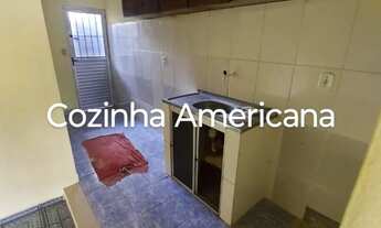 Imagem 4: Pequena Casa em Condomínio Fechado