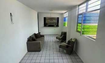 Imagem 2: Casa para Aluguel no Bairro Jóquei, Teresina - 6 Quartos, 3 Suítes, Mobiliada