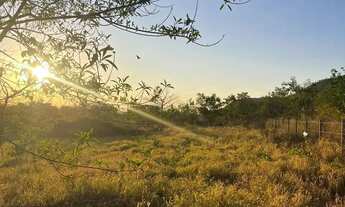Imagem 6: Lote ideal para quem busca construir uma casa de alto padrão, pousada ou espaço de lazer f