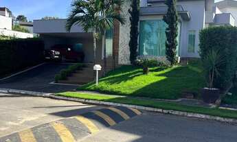 Imagem: Casa de Alto Padrão à Venda no Condomínio