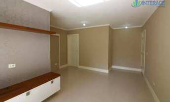 Imagem 2: Apartamento com 3 dormitórios para alugar, 76 m² por R$ 3.709,87/mês - Santa Felicidade