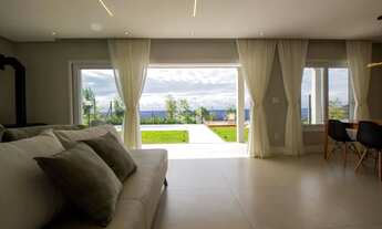 Imagem 4: Casa Mobiliada com 2 Suítes, piscina com SPA aquecida e linda vista para o Vale