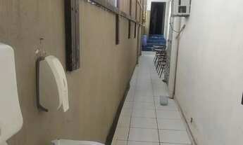 Imagem 2: LOJA COMERCIAL com 80 M2 NO RIO VERMELHO - duas vagas estacionamento