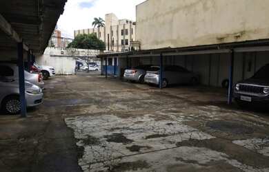 Imagem: Lote/Terreno/Estacionamento comercial no
