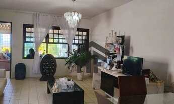 Imagem 6: Casa Residencial ou Comercial de 810m², à venda com 3 quartos (1 suíte), localizada no Jan