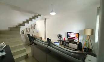 Imagem: Sobrado mobiliado com 2 dormitórios sendo