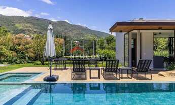 Imagem 3: Casa de condomínio em Rua dos Curiós - Condomínio Flamboyant-B - Atibaia/SP