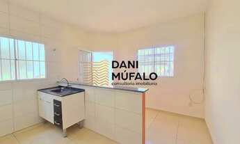 Imagem 2: LOCAÇÃO - SANTA EDWIRGES - CASA COM 02 DORMITÓRIOS E GARAGEM