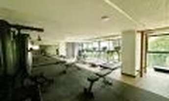 Imagem 7: Viver com Luxo e Praticidade: Apartamento Nascente de Alto Padrão Próximo ao Mar e Via Man