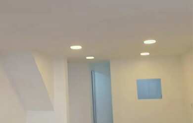 Imagem: Alugo loja com Mezzanino