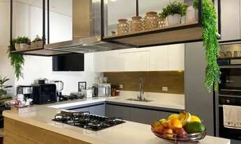 Imagem 7: Casa Térrea de Alto Padrão Mobiliada 5 Suítes, Lazer Completo e Porteira Fechada!