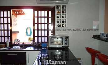 Imagem 4: Casa no Parque Assunção com 2 vagas de garagem