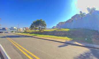 Imagem 3: Lote/Terreno para venda possui 929 metros quadrados