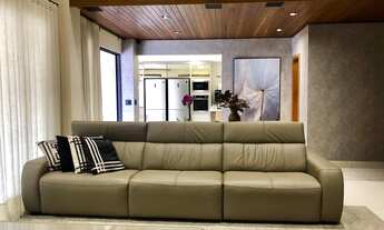 Imagem 3: Casa para venda com 328 metros quadrados com 4 suítes, piscina, espaço gourmet